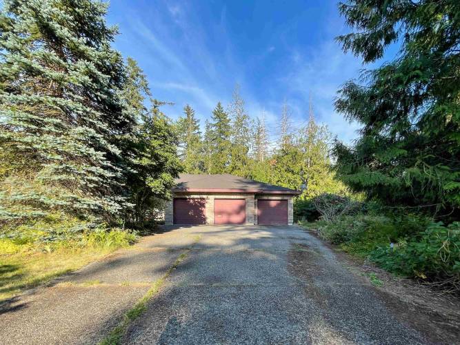 Driveway to House